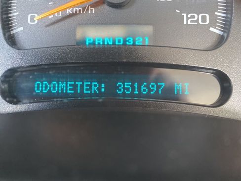 Used 2004 Chevrolet Silverado 1500 W/T w/ Skid Plate Package image 7