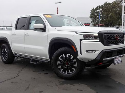 Used 2024 Nissan Frontier PRO-4X w/ Pro Convenience Package image 6