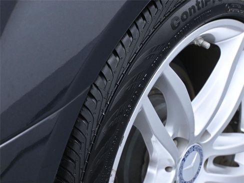 Used 2012 Mercedes-Benz C 300 4MATIC Sedan image 14