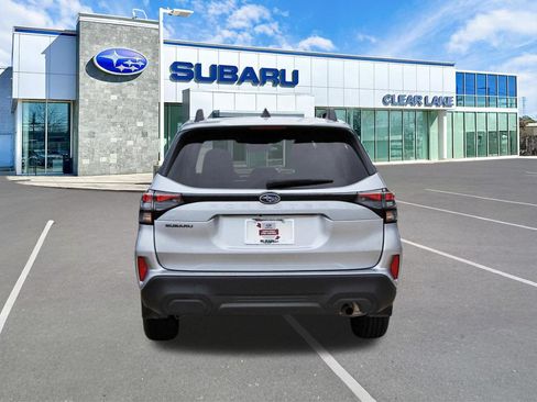 Used 2026 Subaru Forester Premium AWD/4WD image 5