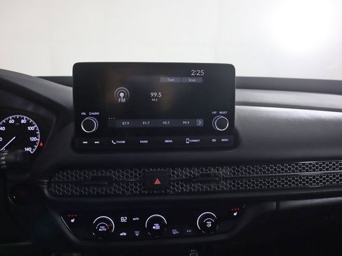 Used 2025 Honda HR-V Sport image 43