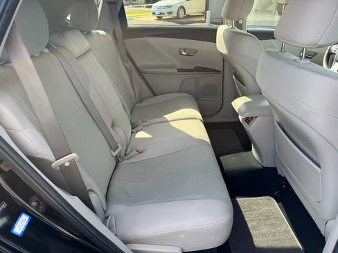 Used 2013 Toyota Venza LE image 22