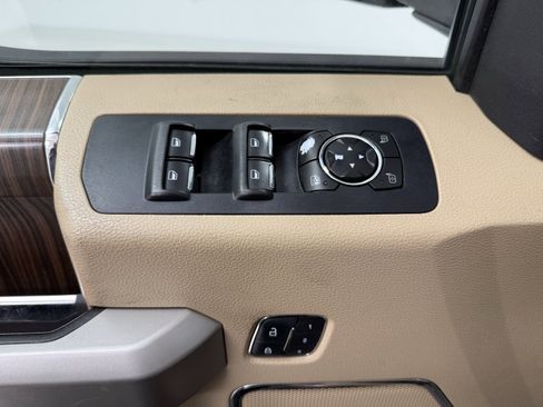 Used 2015 Ford F150 Lariat w/ Equipment Group 501A Mid image 13