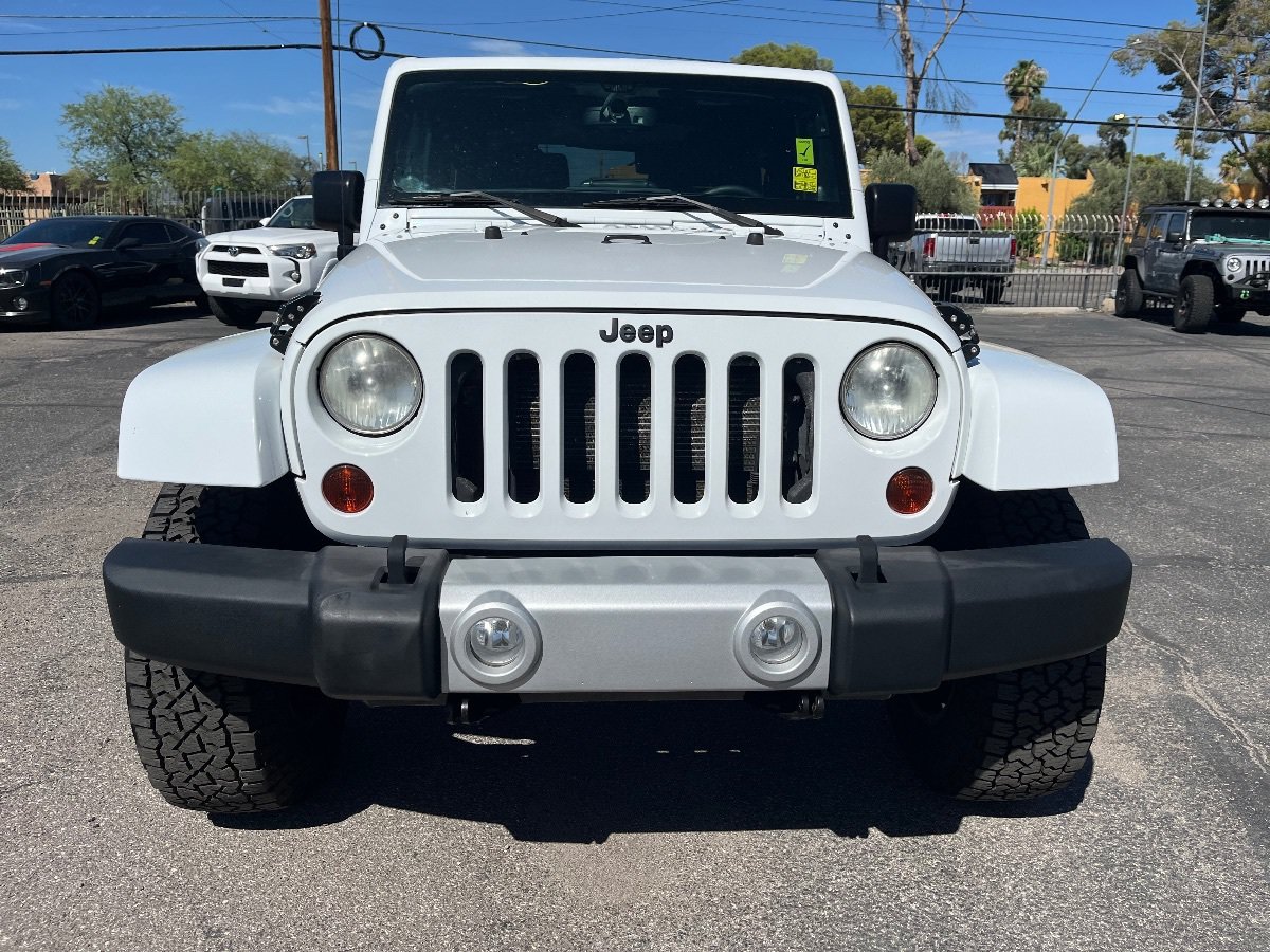 Used 2013 Jeep Wrangler Sahara w/ Dual Top Group AWD/4WD image 12