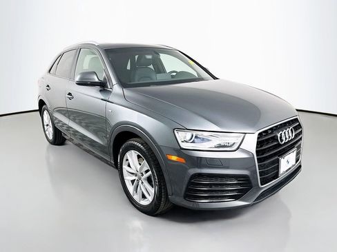 Used 2018 Audi Q3 2.0T Premium w/ Convenience Package image 3