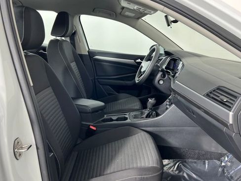 Used 2022 Volkswagen Jetta S image 14