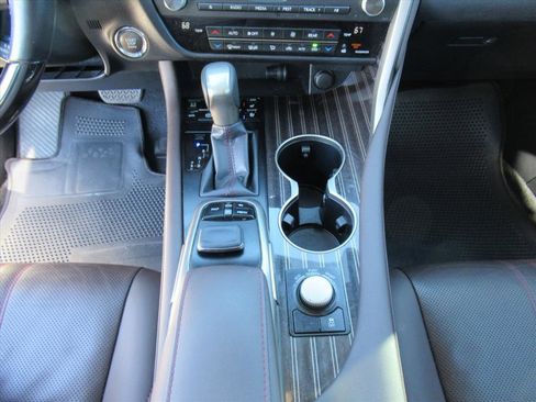 Used 2019 Lexus RX 350L Luxury image 19