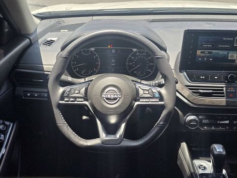 Used 2023 Nissan Altima 2.5 SL FWD image 15