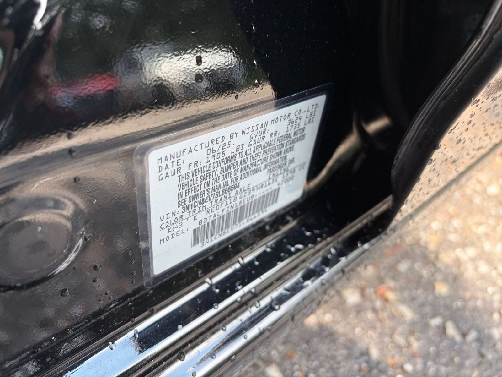 Used 2025 Nissan Versa SV FWD image 26
