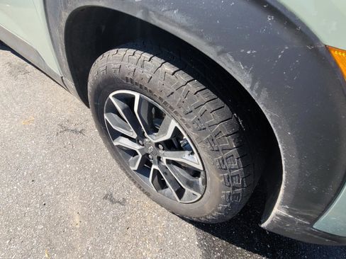 Used 2025 Chevrolet TrailBlazer ACTIV w/ Convenience Package image 4