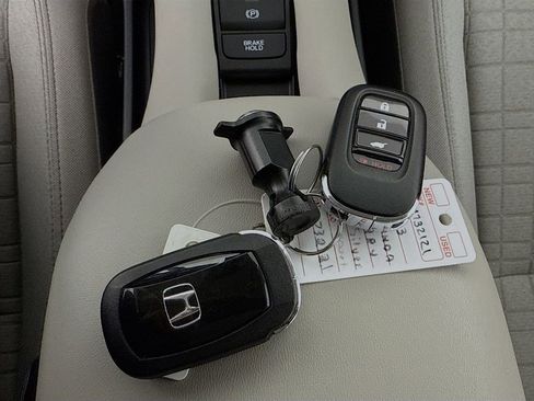 Certified 2023 Honda HR-V LX image 19