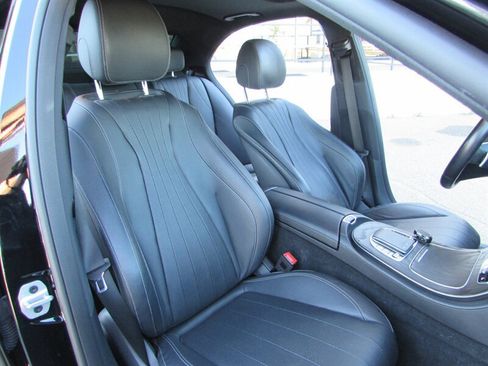 Used 2021 Mercedes-Benz E 350 Sedan image 29