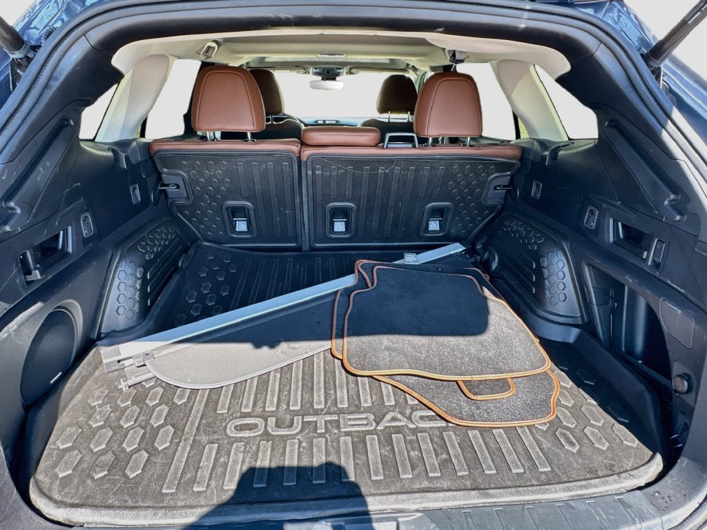 Used 2023 Subaru Outback Touring XT AWD/4WD image 32