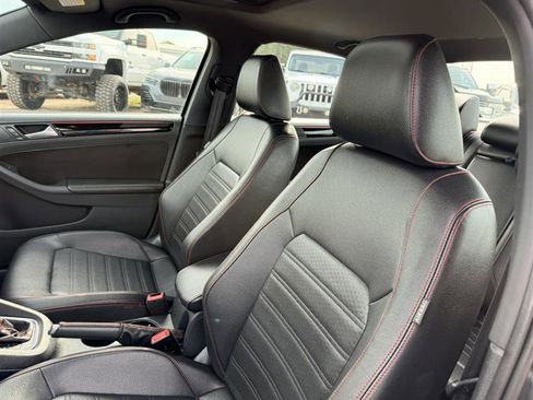 Used 2017 Volkswagen Jetta GLI FWD image 24