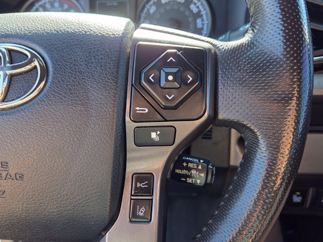 Used 2018 Toyota Tacoma TRD Sport w/ Technology Package RWD image 26