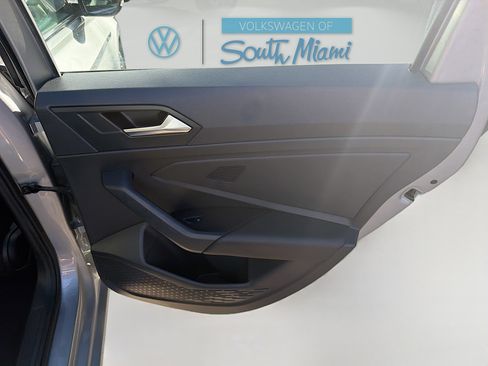 Used 2019 Volkswagen Jetta SEL Premium image 30