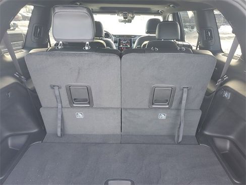New 2025 Jeep Grand Cherokee L Altitude image 8