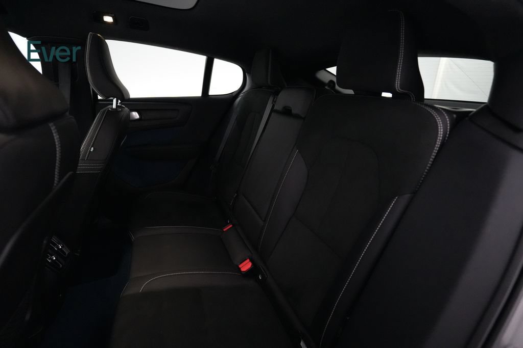 Used 2023 Volvo C40 P8 Recharge Ultimate AWD/4WD image 22