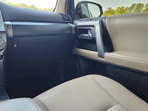 Used 2023 Toyota 4Runner SR5 Premium w/ Moonroof Package AWD/4WD image 11