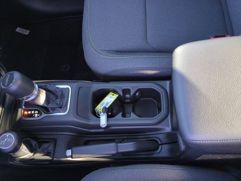 New 2026 Jeep Gladiator Sport image 15