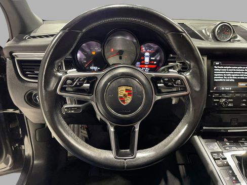 Used 2015 Porsche Macan S w/ Premium Package Plus image 31