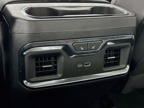 Used 2024 Chevrolet Silverado 1500 High Country w/ Z71 Off-Road Package AWD/4WD image 26
