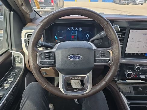 Used 2025 Ford F450 King Ranch w/ FX4 Off-Road Package image 17
