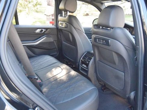 Used 2023 BMW X5 xDrive40i w/ Premium Package AWD/4WD image 36