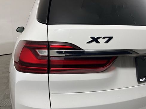 Used 2021 BMW X7 xDrive40i w/ Cold Weather Package image 24