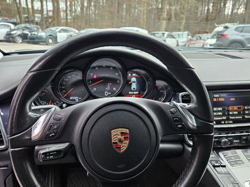 Used 2012 Porsche Panamera 4 image 13