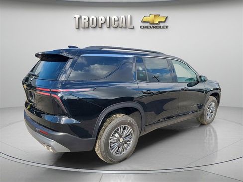 New 2026 Chevrolet Traverse LT w/ Driver Confidence Package image 5