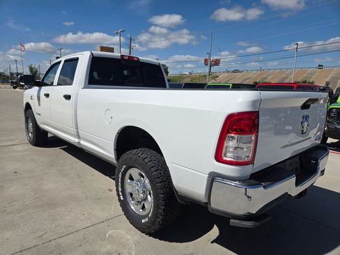 Used 2019 RAM 2500 Tradesman AWD/4WD image 4