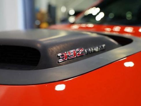 Used 2017 Dodge Challenger R/T Scat Pack RWD image 5