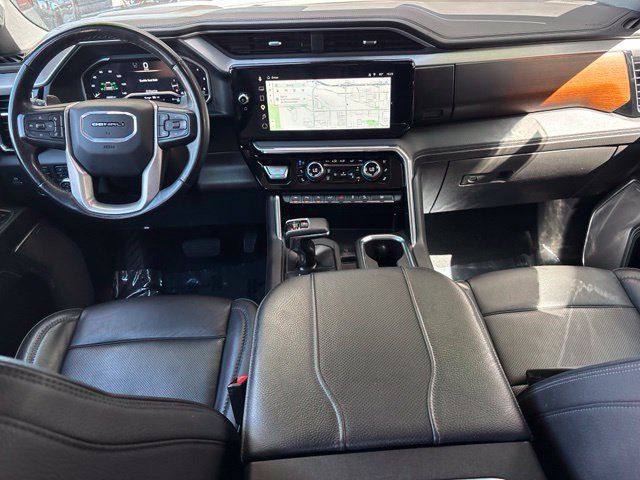 Used 2024 GMC Sierra 1500 Denali w/ Denali Reserve Package AWD/4WD image 19