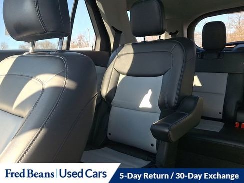 Certified 2022 Ford Explorer XLT w/ Equipment Group 202A image 17