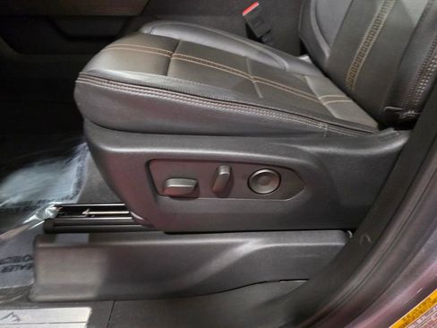 Used 2024 Chevrolet Silverado 2500 High Country w/ Technology Package image 16