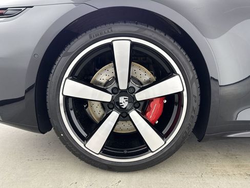 New 2026 Porsche 911 Carrera 4S image 16