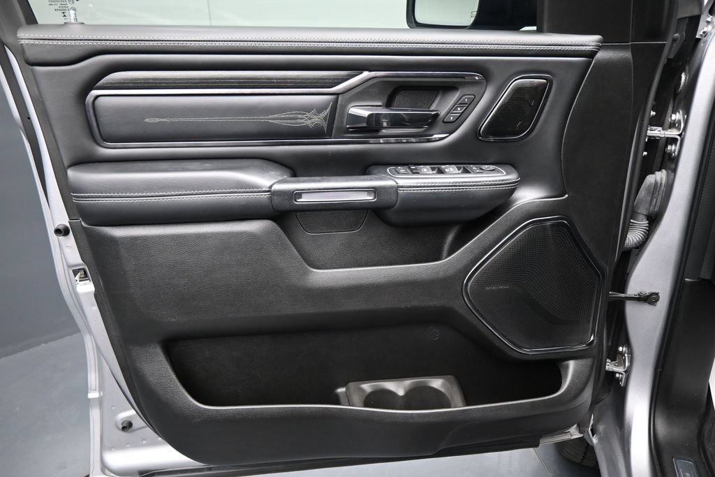 Used 2023 RAM 1500 Limited AWD/4WD image 10