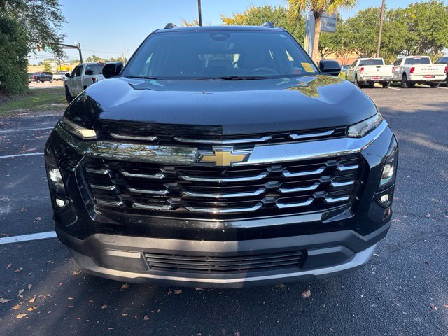Used 2025 Chevrolet Equinox LT w/ Convenience Package II FWD image 2