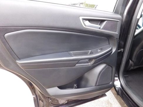 Used 2023 Ford Edge SEL image 8