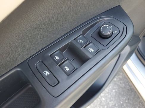 New 2026 Volkswagen Taos S FWD image 13