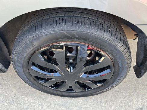 Used 2014 Nissan Sentra S FWD image 22