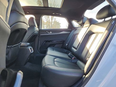 Used 2023 Kia K5 GT image 10