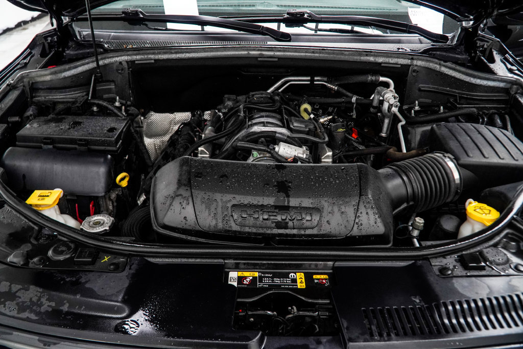 Used 2025 Dodge Durango R/T AWD/4WD image 19