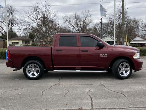 Used 2018 RAM 1500 Express w/ Express Value Package image 2
