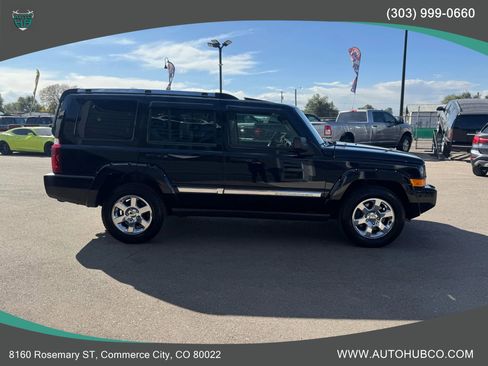 Used 2006 Jeep Commander Limited w/ Trailer Tow Group IV image 4