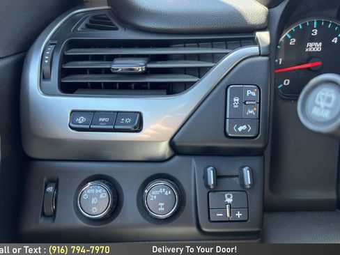 Used 2017 Chevrolet Tahoe Premier AWD/4WD image 24