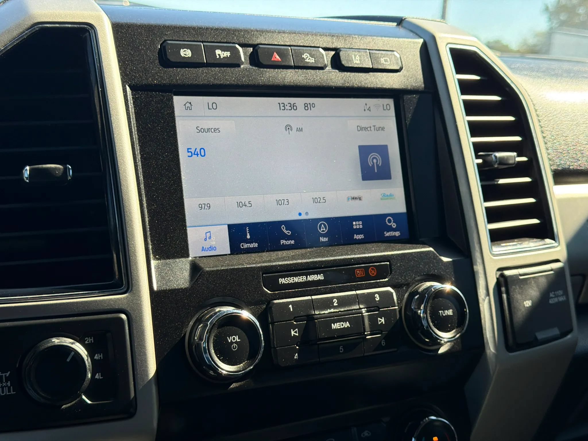 Used 2021 Ford F250 Lariat w/ Tremor Off-Road Package AWD/4WD image 34