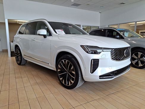 New 2026 Volvo XC90 B6 Plus w/ Protection Package Premier image 1