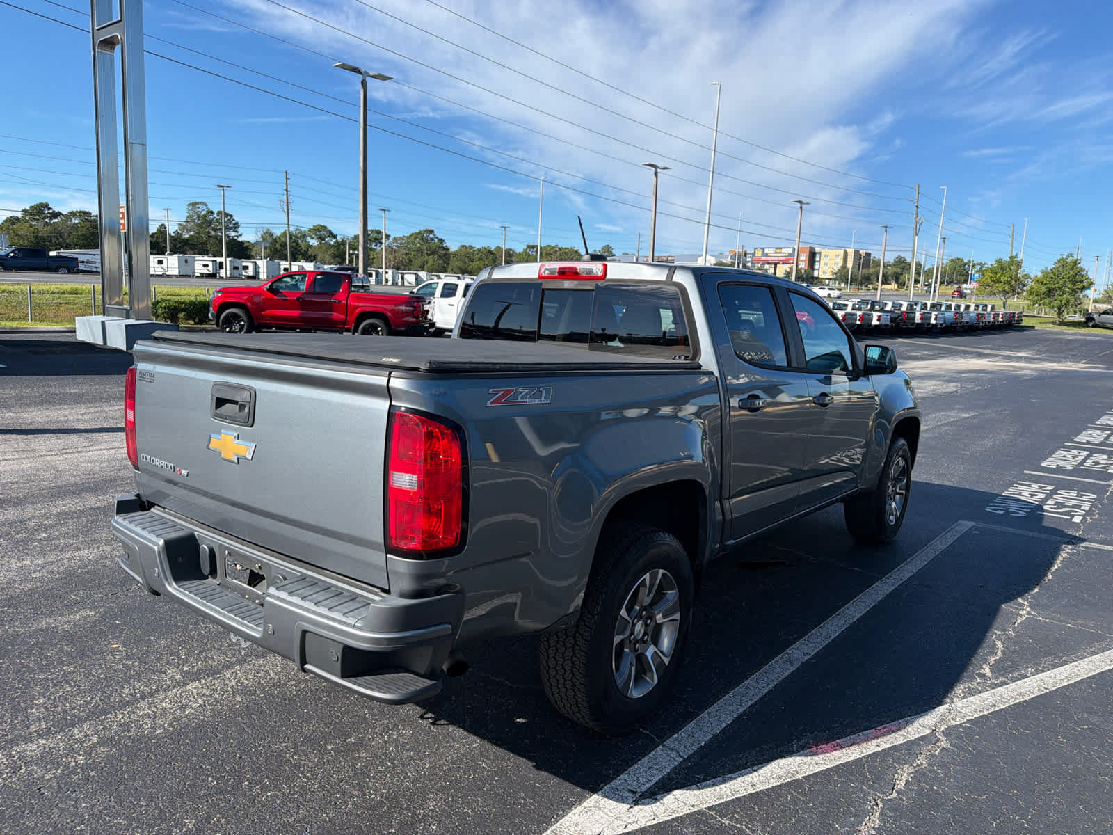 Used 2019 Chevrolet Colorado Z71 AWD/4WD image 5